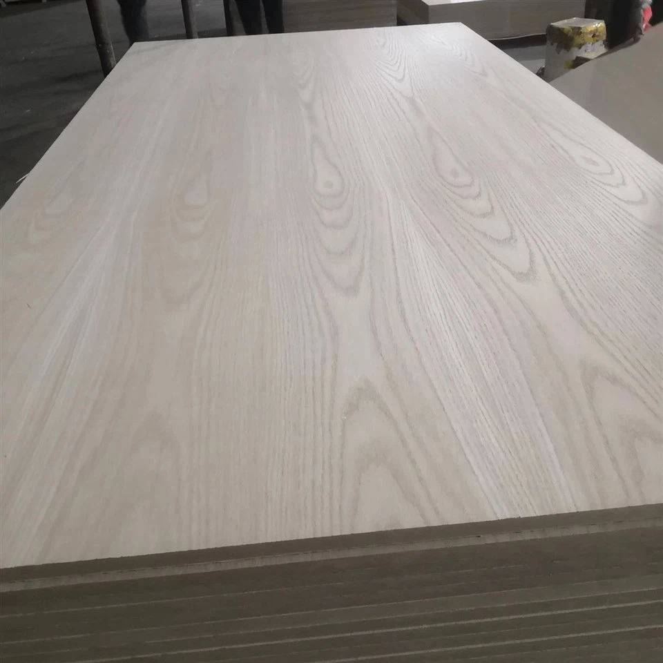 4X8'X18MM Melamine Laminated Birch Plywood